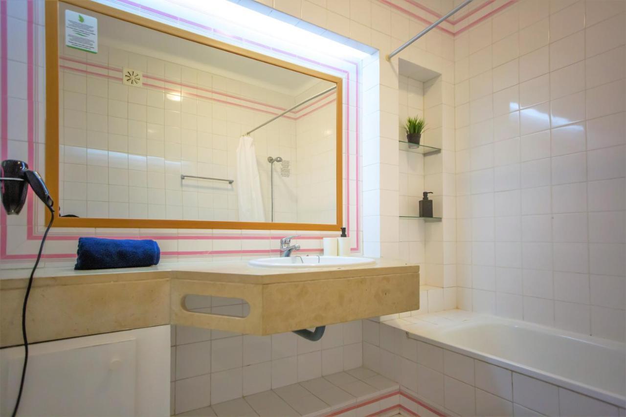 Sea View Apartment - 3 Swimming Pool & Fitness Albufeira Extérieur photo