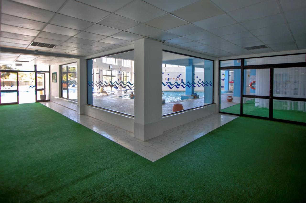 Sea View Apartment - 3 Swimming Pool & Fitness Albufeira Extérieur photo